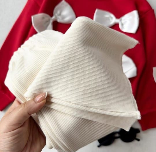 Red & Cream 2-Piece
