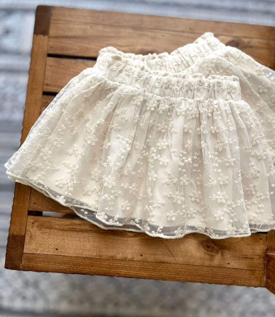 Girls White Lace 2-Piece Set - Top & Skirt